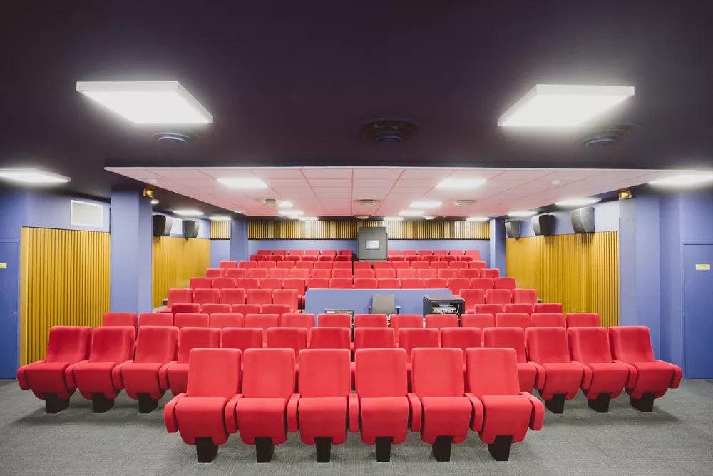 Amphithéâtre / Salle de cinéma